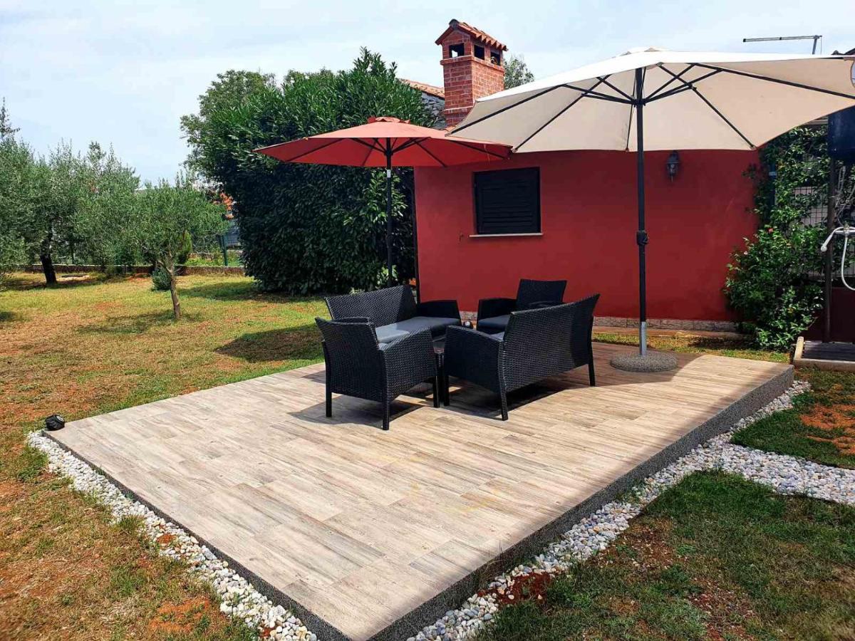 Artemida Apartment Медулин Екстериор снимка